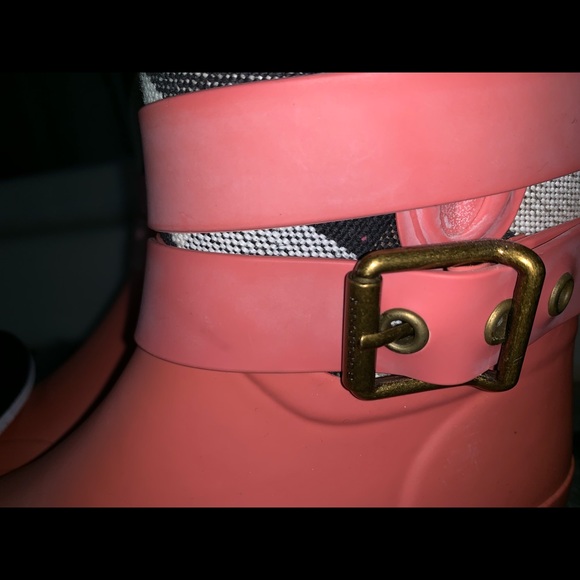 💯 Authentic Burberry rain boots - Picture 4 of 6